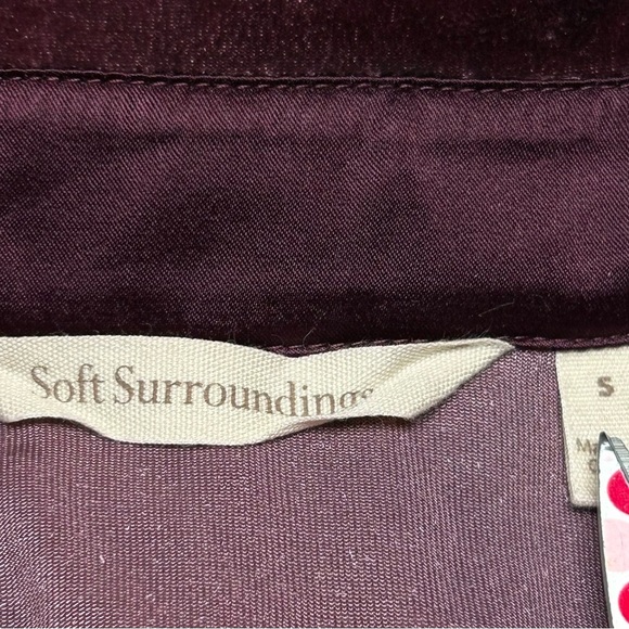 Soft Surroundings Velvet Boyfriend Tunic Top Shirt BlackBerry Wine Size Small - Picture 3 of 6